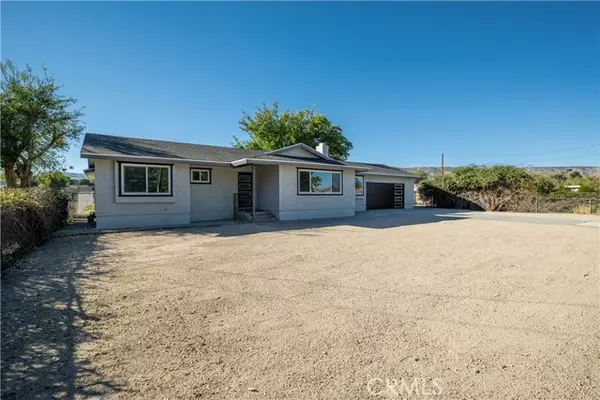 Quartz Hill, CA 93536,5548 Columbia WAY