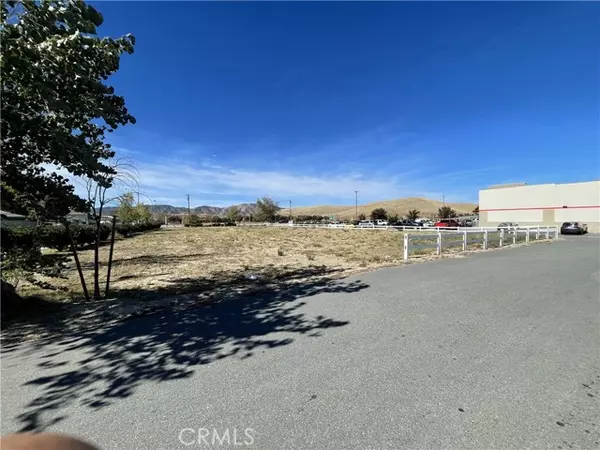 Tehachapi, CA 93561,408 N Mill ST
