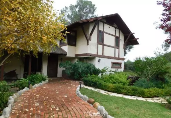 Topanga, CA 90290,21122 Hillside DR