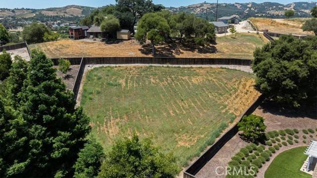 Paso Robles, CA 93446,609 Navajo AVE