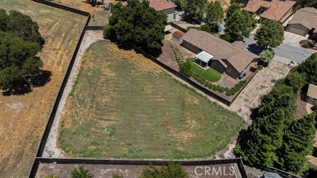 Paso Robles, CA 93446,609 Navajo AVE