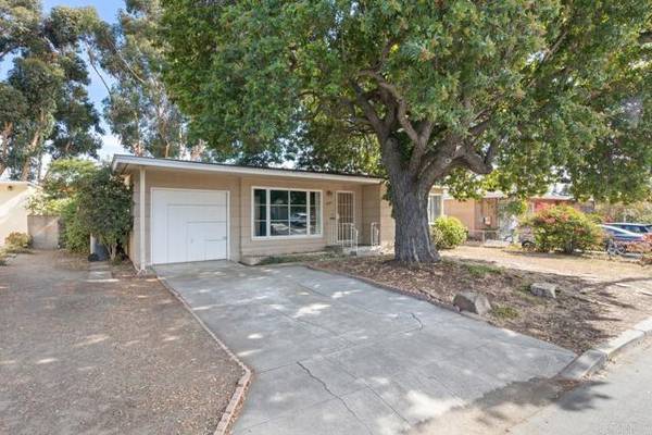 4617 Terry LN, La Mesa, CA 91942