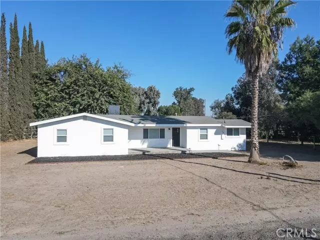 14724 Sunset DR, Livingston, CA 95334