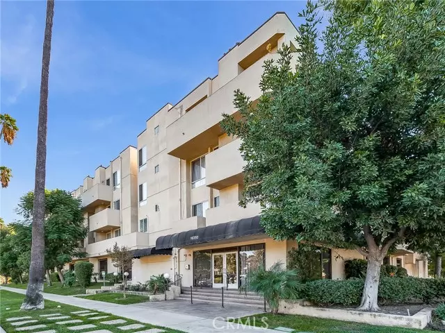 19350 Sherman WAY 127, Reseda, CA 91335