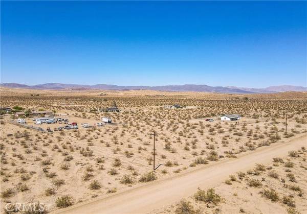 10 Sullivan RD, Twentynine Palms, CA 92277