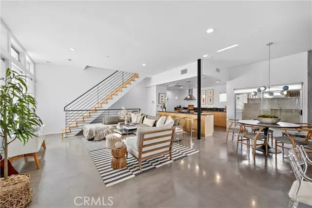 1814 12th ST 1, Santa Monica, CA 90404