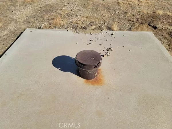 Lucerne Valley, CA 92356,500 Hwy 18 HWY