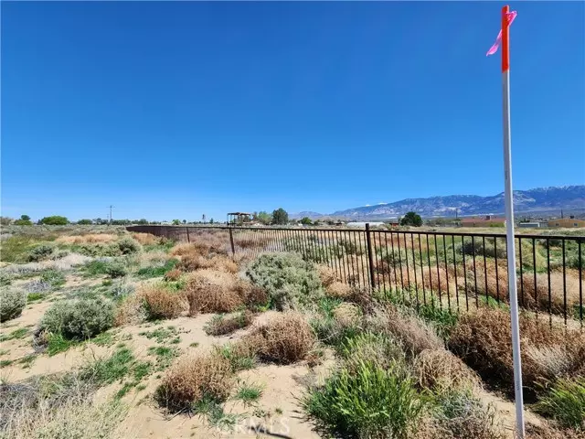 Lucerne Valley, CA 92356,1 AC Near Sunset RD