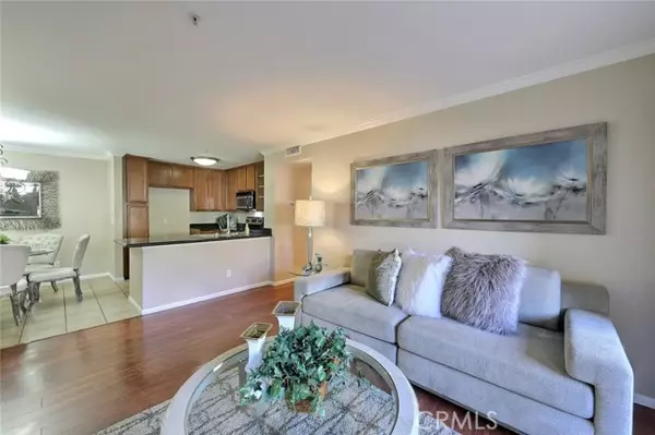 Corona, CA 92879,1020 La Terraza CIR 101