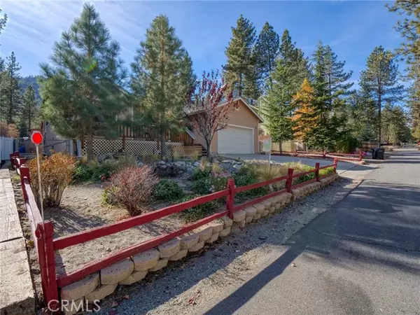 1893 Hwy 2, Wrightwood, CA 92397