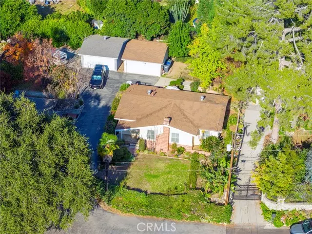 389 E Pine ST, Altadena, CA 91001