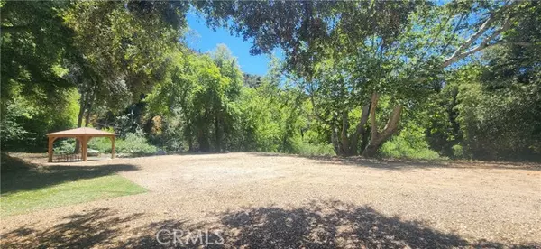 38205 Potato Canyon RD,  Oak Glen,  CA 92399