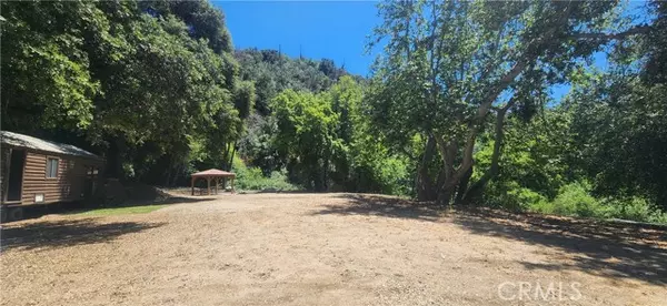 Oak Glen, CA 92399,38205 Potato Canyon RD