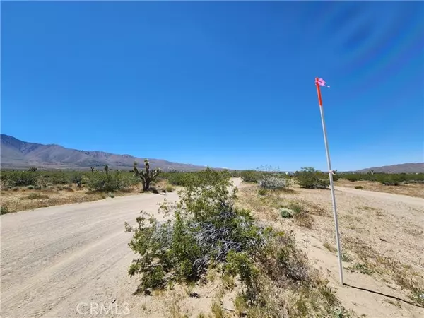 Lucerne Valley, CA 92356,2 AC Foothill RD