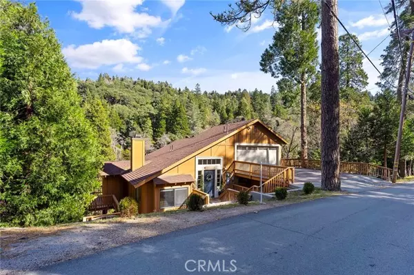 Crestline, CA 92325,24934 Faulhorn DR