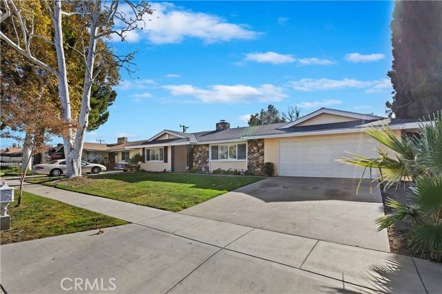 27341 Fisher ST, Highland, CA 92346