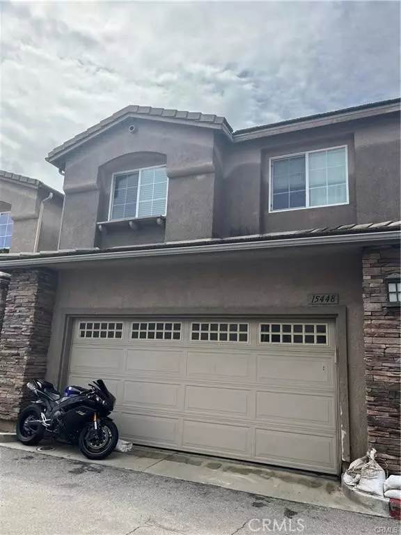 North Hills, CA 91343,15448 Mustang LN