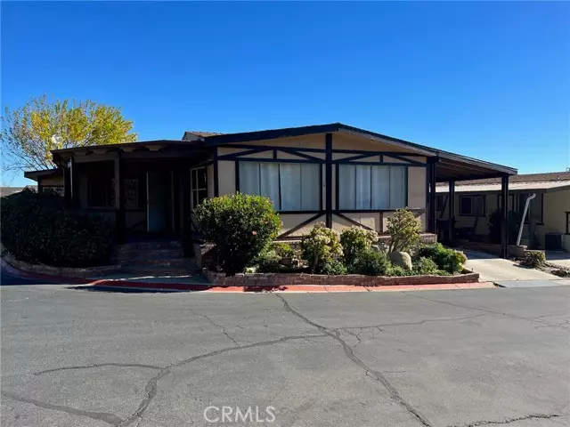 24303 Woolsey Canyon 34, West Hills, CA 91304