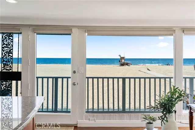 1726 W Oceanfront, Newport Beach, CA 92663