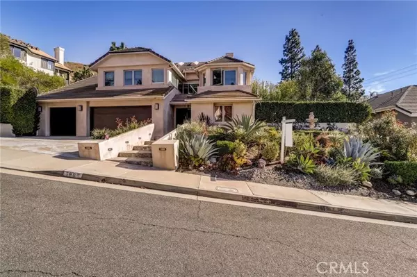 Agoura Hills, CA 91301,6084 Lake Lindero DR