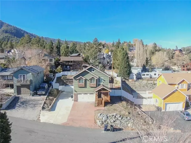 Wrightwood, CA 92397,5480 LOCARNO