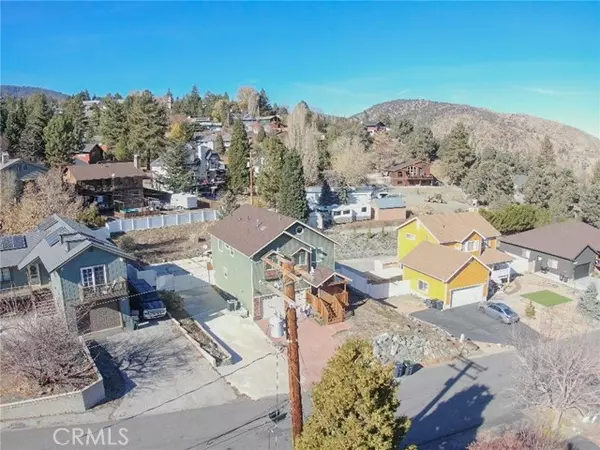 Wrightwood, CA 92397,5480 LOCARNO