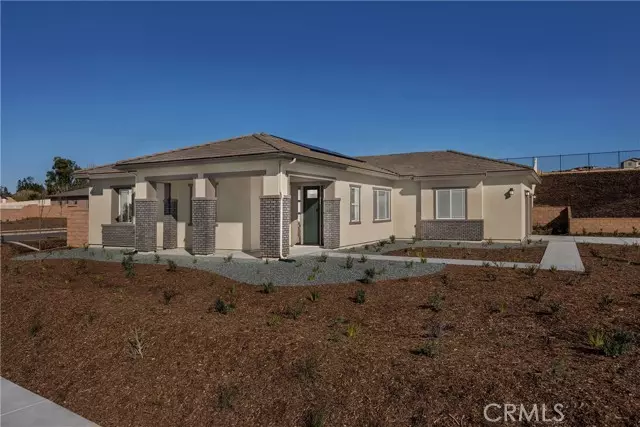 1155 Crownview TER, Riverside, CA 92506