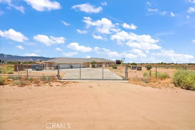 6895 Coyote RD, Phelan, CA 92371