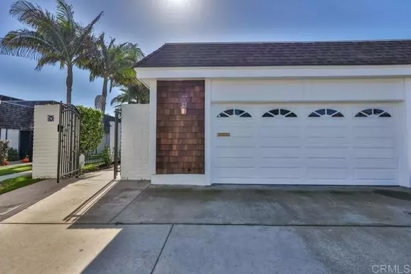 79 half moon BND, Coronado, CA 92118