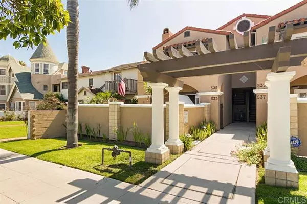 533 F Ave., Coronado, CA 92118