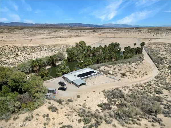 Twentynine Palms, CA 92277,3950 Utah TRL