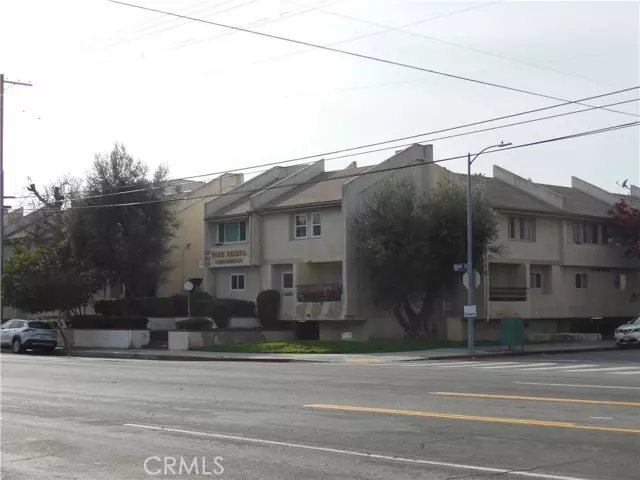 7651 Reseda BLD 73-U, Reseda, CA 91335