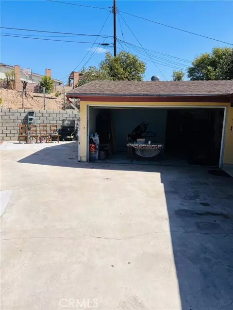 Canyon Country, CA 91351,18724 Bainbury ST