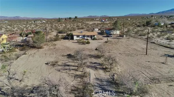 Lucerne Valley, CA 92356,9163 Palomar TRL