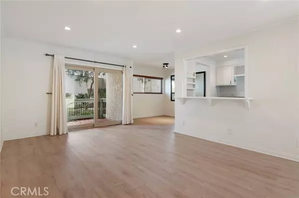 Calabasas, CA 91302,4626 Park Granada 81