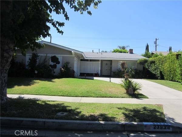 23934 Hartland ST, West Hills, CA 91307