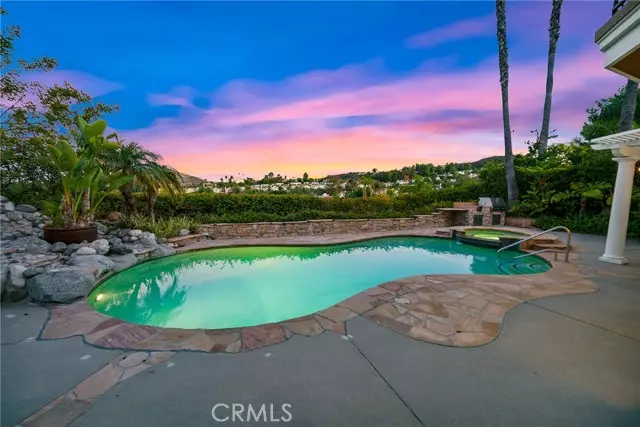 3750 Paseo Primario, Calabasas, CA 91302