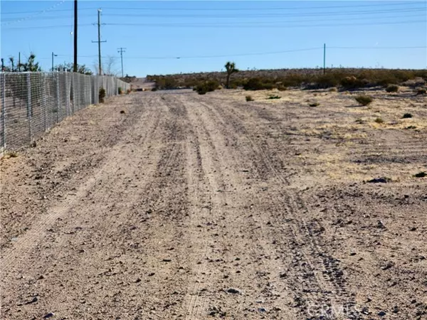 Lucerne Valley, CA 92356,500 Rosewood