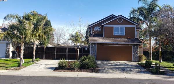 9357 Ariel Ct, Elk Grove, CA 95758