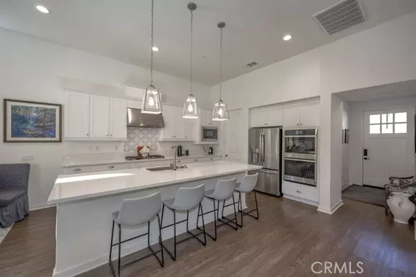 Canyon Country, CA 91387,25114 Orange LN