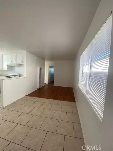 Hawaiian Gardens, CA 90716,22424 HORST