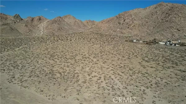 Lucerne Valley, CA 92356,27948 Bellflower