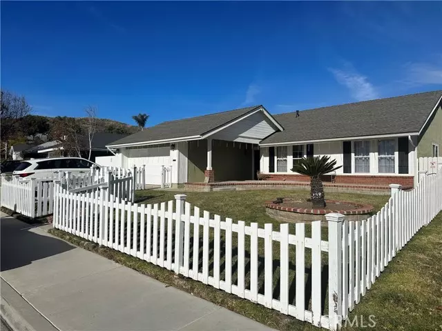 Saugus, CA 91350,20751 Franwood DR