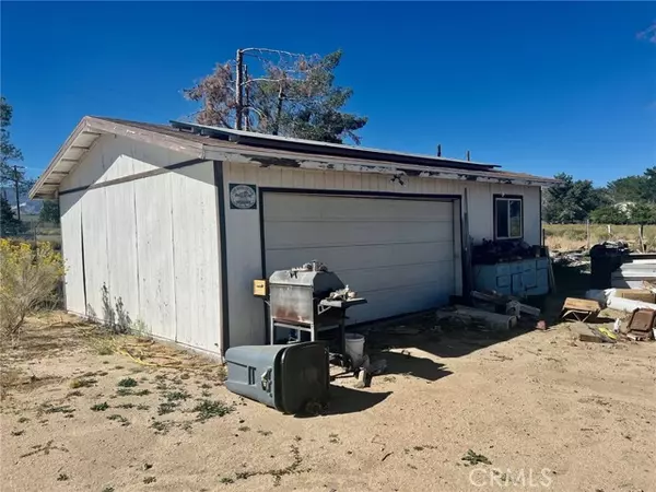 Phelan, CA 92371,5226 Mono RD