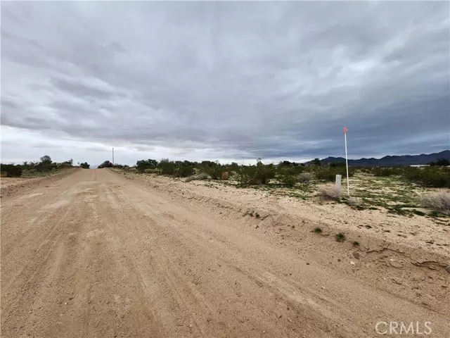 2 AC Summerset RD, Newberry Springs, CA 92365