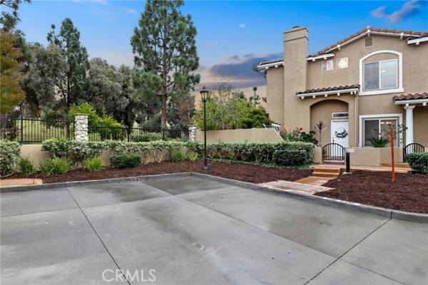 11549 Treeview CT, Moorpark, CA 93021