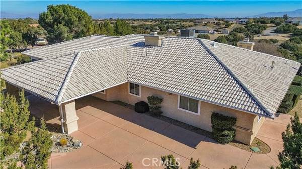 8465 Daisy RD, Oak Hills, CA 92344