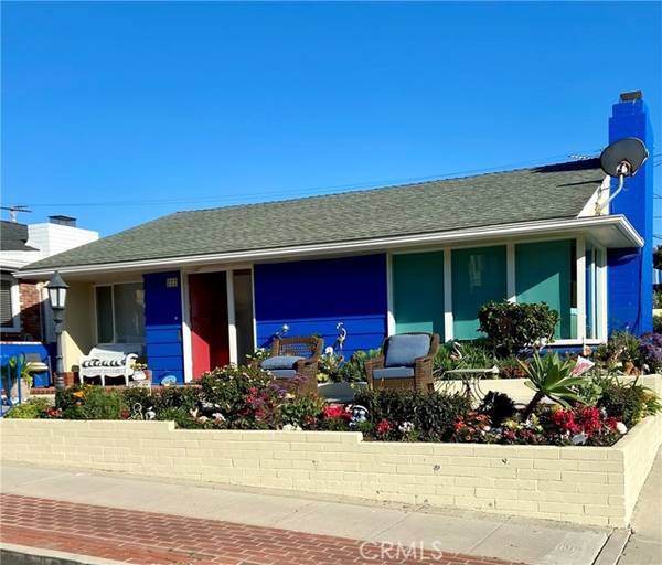 212 Larkspur AVE, Corona Del Mar, CA 92625