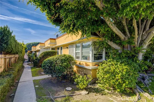 2200 23rd ST, Santa Monica, CA 90405