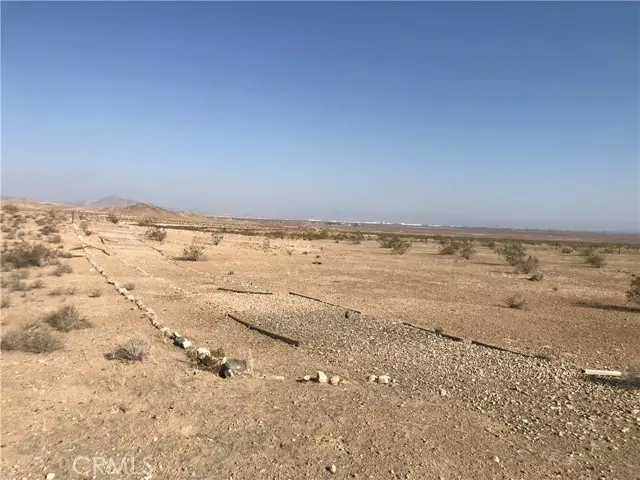 0 Pershing LN, Adelanto, CA 92301